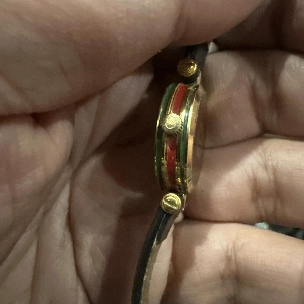 Vintage Authentic Gucci Swiss Made Ladies Watch Burgandi Sherry Line 22mm Repair